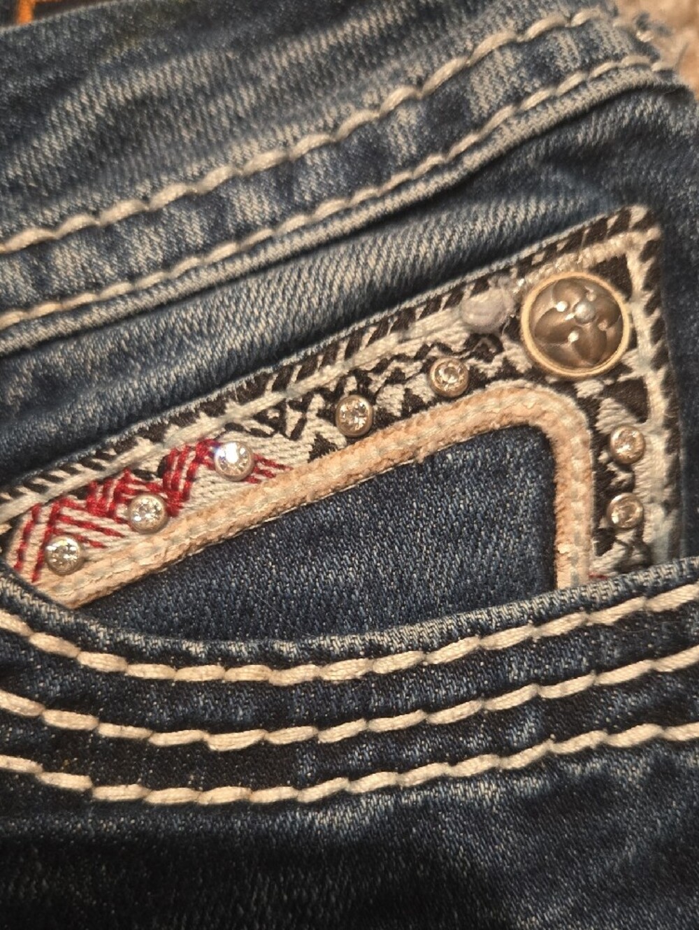 Rock Revival Women's Blue Skinny Jeans with Cream & Red Embroidery - Picture 7 of 9